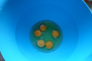 Prajitura aromata de iaurt in Multicooker