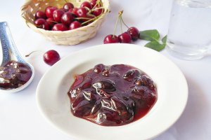 Dulceata de cirese