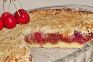 Tarta cu cirese si gutui