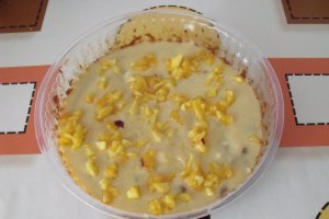 Tort de inghetata cu cacao, rom si stafide