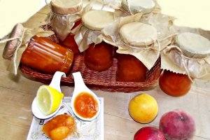 Gem asortat (caise, piersici si nectarine)