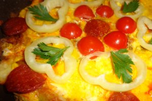 Omleta cu  dovlecel si chorizo