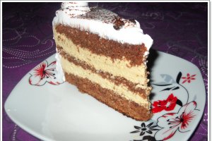 Tort cu mousse de ness