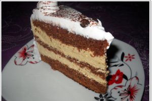 Tort cu mousse de ness