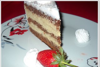 Tort cu mousse de ness