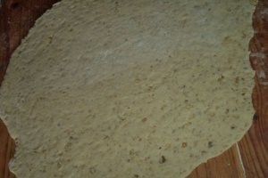Fursecuri cu nuca si glazura alba