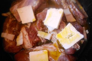 Piept de porc la cuptor cu sos de mustar