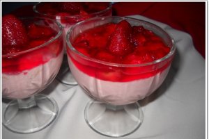 Desert cu capsuni