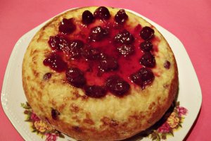 Budinca de orez cu visine si nuca de cocos
