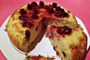 Budinca de orez cu visine si nuca de cocos