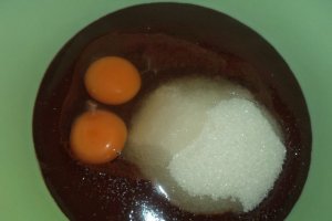 Negresa cu ricotta si strugurei rosii