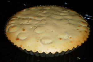 Tarta cu mere si banane