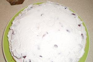 Tort cu visine si frisca