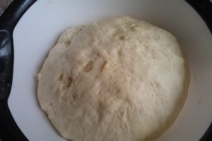 Tarta cu visine si nuci