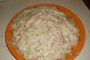 Spaghete cu sos de smantana