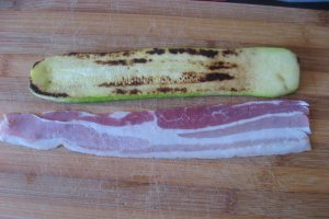Rulou de dovlecel si bacon