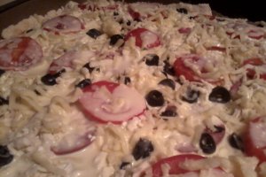 Pizza Cu Salam