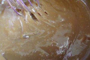 Tarta cu crema de caramel, mascarpone si caise
