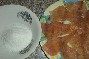 Piept de pui cu nuca de cocos / garnitura de cartofi cu susan
