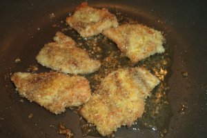 Piept de pui cu nuca de cocos / garnitura de cartofi cu susan