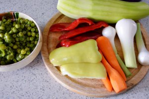 Mancare de mazare cu legume