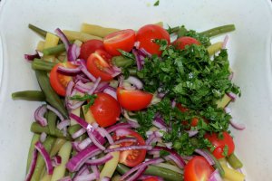 Salata colorata cu fasole verde