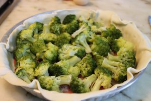 Tarta cu broccoli si prezunto