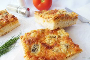 Tarta cu carne tocata, ciuperci si cascaval