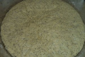 Rulada aperitiv cu stir rosu