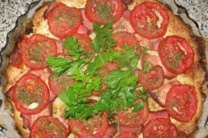Tarta cu branza si rosii