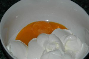 Ciorba taraneasca de cartofi noi