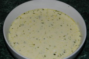 Ciorba taraneasca de cartofi noi