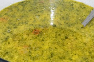 Ciorba taraneasca de cartofi noi