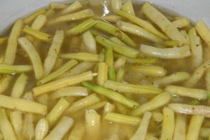Mancare de fasole verde cu leurda