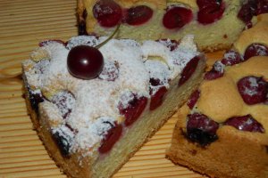 Prajitura cu visine, un deliciu dulce-acrisor
