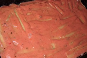 Lasagna cu carne tocata, ciolan afumat si ciuperci