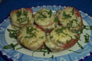 Bruschette cu rosie si cascaval