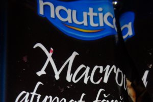 Salata cu macrou afumat , sfecla si nuci