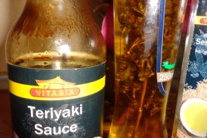 Salata cu macrou afumat , sfecla si nuci