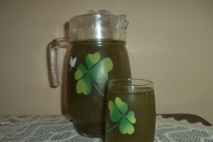 Suc de menta cu lamaie
