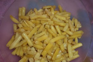 Salata de fasole galbena cu maioneza