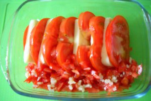 Rosii cu mozzarella la cuptor