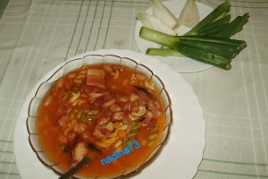 Ciorba de fasole cu costita si paste fainoase