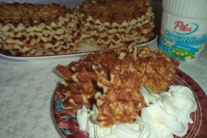 Vafe cu branzeturi si chimen