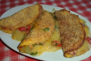 Omleta umpluta in crusta de malai