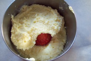 Cheescake cu foi de napolitana