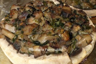 Ciuperci umplute