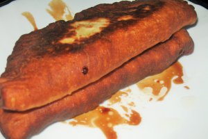 Langosi cu dulceata de visine