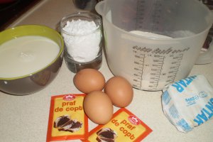 Pancakes cu dulceata de afine si inghetata