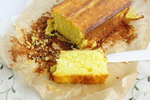 Plumcake cu ricotta/urda si lamaie